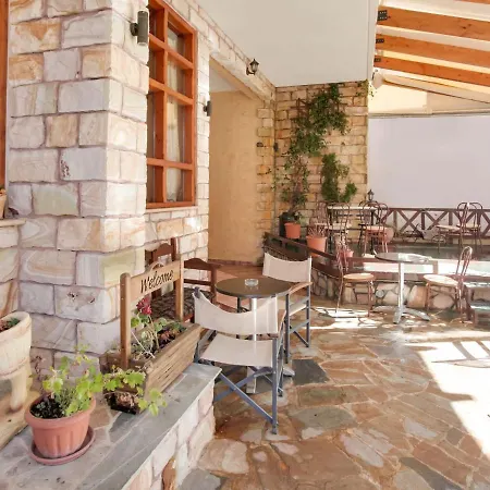 别墅 Alluring Holiday In Stournareika With Terrace Pýli