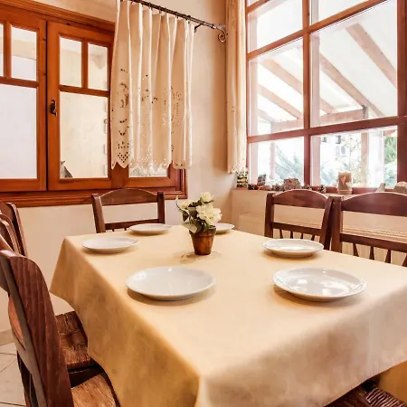 Alluring Holiday In Stournareika With Terrace * Pýli